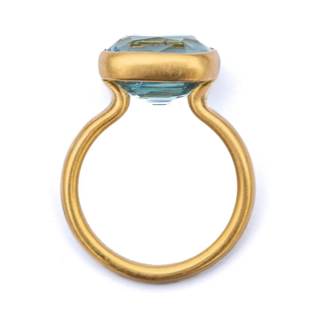 bague_princesse_aiguemari_2.webp Bague Princesse Aigue-Marine