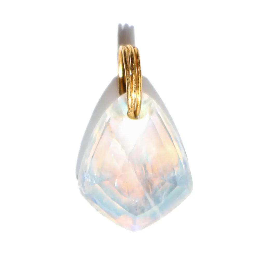 pendentif_gem_pierre_de_l_1-1.webp Pendentif Gem Pierre de Lune